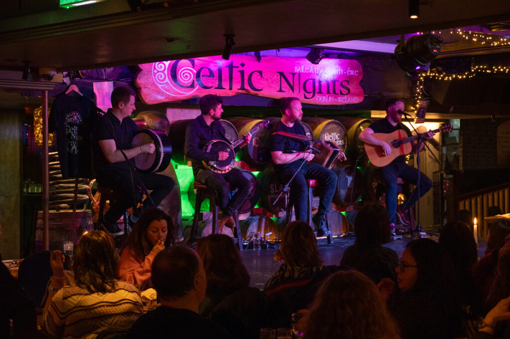 Celtic Nights, Arlington hotel